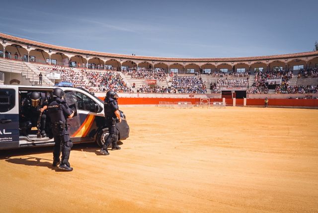 José Ángel elogia en Lorca la lealtad y el compromiso de la Policía Nacional - 2, Foto 2