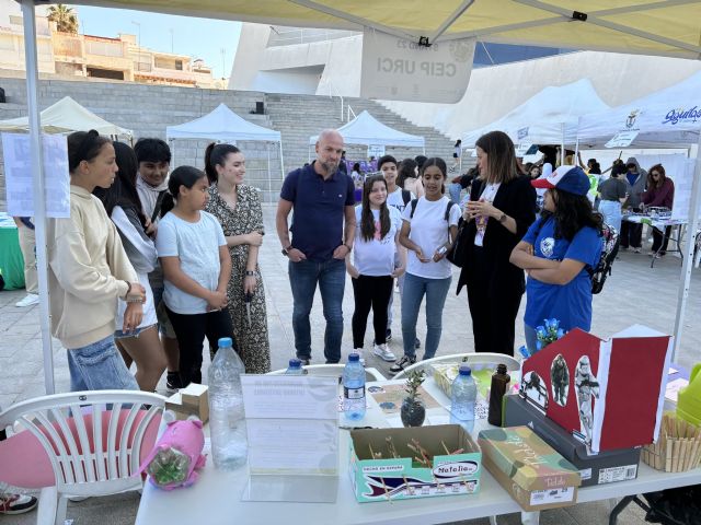 24 centros educativos de la Región participan en Águilas en el encuentro ESenRED - 2, Foto 2