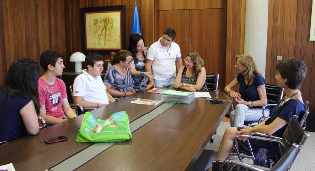 Los alumnos del Aula Abierta de San Pedro del Pinatar, presentan su proyecto fin de curso - 1, Foto 1