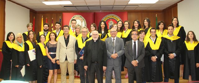 Graduación de los alumnos de la IV promoción del Máster en Geriatría de la UCAM - 1, Foto 1