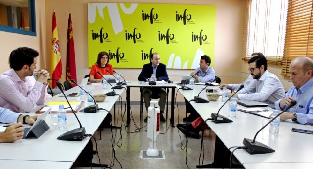 La Comunidad crea un grupo de trabajo para impulsar al sector inversor regional - 1, Foto 1