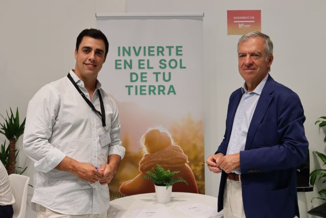 UNEF y Fundeen firman un convenio de colaboración para promover la participación ciudadana en los proyectos de energía solar - 1, Foto 1