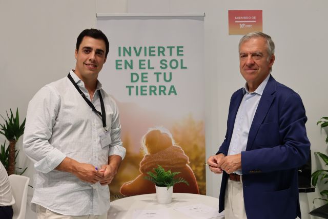 UNEF y Fundeen firman un convenio de colaboración para promover la participación ciudadana en los proyectos de energía solar - 4, Foto 4