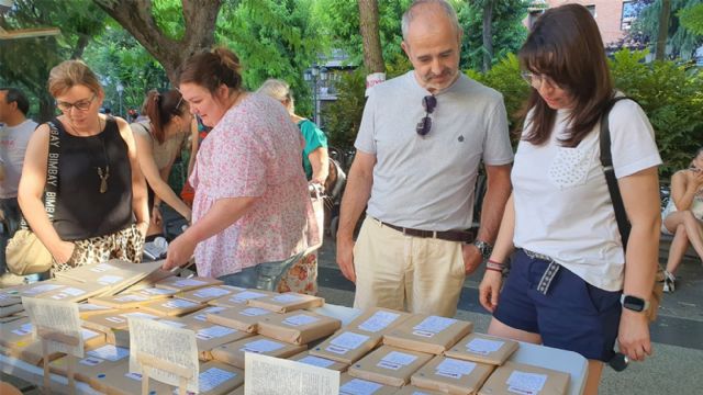 Con 'Besitos y versitos' de Eloísa Pardo Castro, el Grupo Oretania pone su punto final a la FELIP'24 - 5, Foto 5