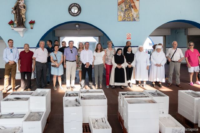 Nueve entidades benéficas de Cartagena reciben cerca de 900 kilos de pescado por el Día del Carmen - 1, Foto 1