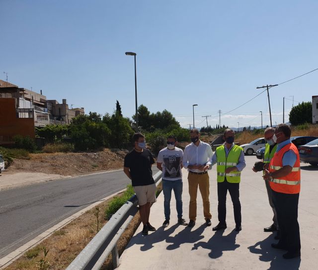 Fomento realiza un refuerzo de la seguridad vial con la limpieza de 4.159 kilómetros de márgenes y medianas de carreteras regionales - 1, Foto 1