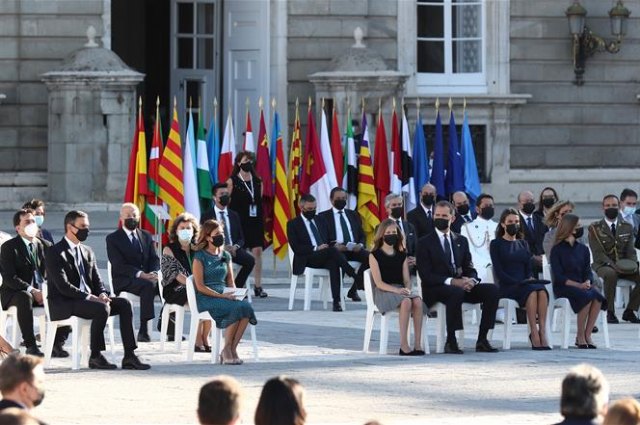 Las altas instituciones del Estado y la sociedad civil rinden homenaje a las víctimas del Covid-19 - 3, Foto 3