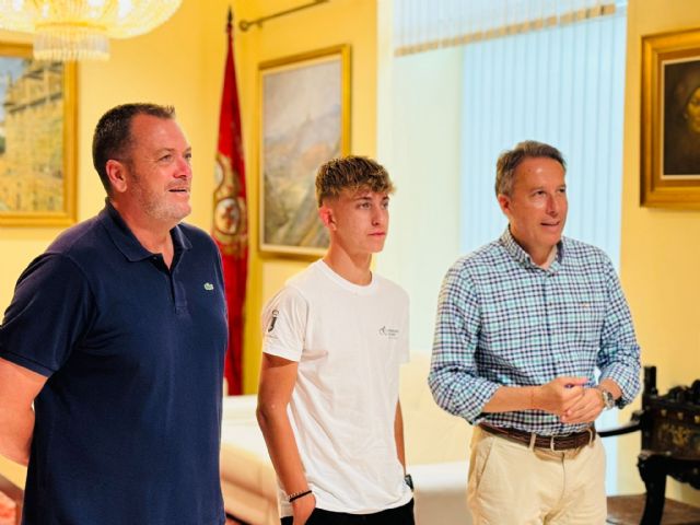 El alcalde de Lorca felicita al lorquino Juan Bastida Pérez, flamante campeón de España de ciclismo en categoría infantil - 5, Foto 5