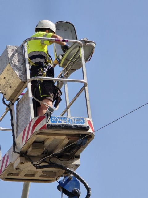 El Ayuntamiento de Puerto Lumbreras continúa la renovación del sistema de alumbrado público del municipio con la sustitución de 130 luminarias - 1, Foto 1