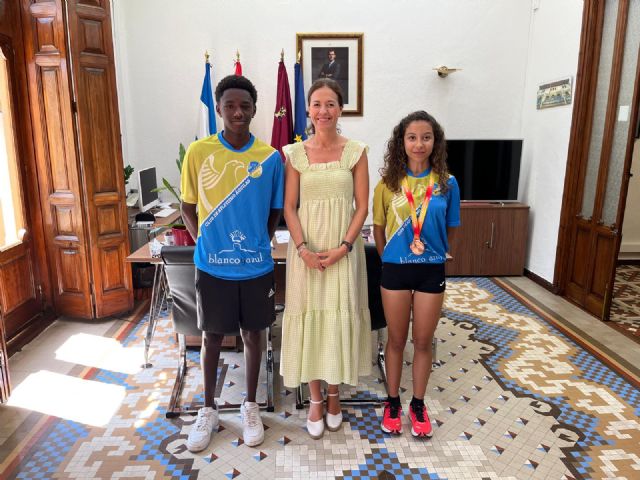 Recepción oficial a Fátima Hernández Bogao y Ali Hernández Olmo, del Club Atletismo Águilas - 1, Foto 1