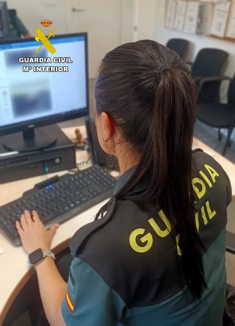 La Guardia Civil detiene en Mula a una mujer por coaccionar a otra con difundir un vídeo de contenido sexual - 3, Foto 3