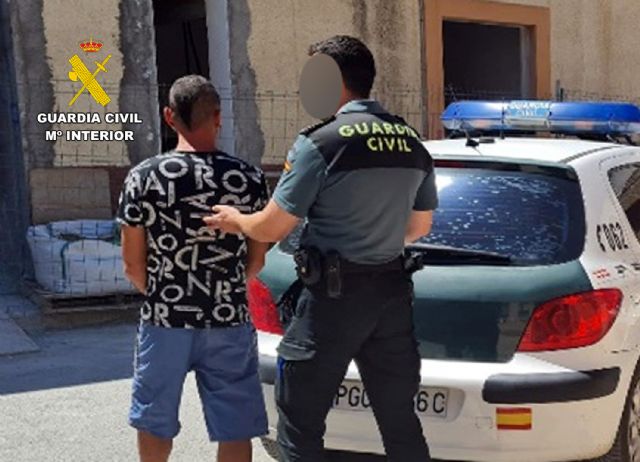 La Guardia Civil detiene en Cehegín al presunto autor de varios atracos a personas mayores - 2, Foto 2