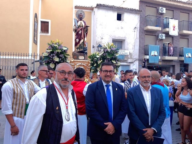 El traslado de San Bartolomé anuncia la proximidad de las fiestas patronales - 1, Foto 1