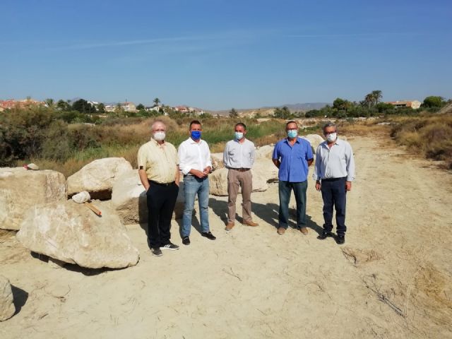 La Comunidad emprende la reparación de los sillares del Azud de Mahoya - 1, Foto 1