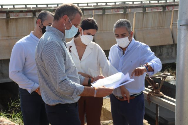 El PP aporta un acta notarial que acredita que la compuerta de la rambla del Albujón sigue cerrada, lo que desmonta las mentiras del Gobierno de Sánchez con el Mar Menor - 1, Foto 1