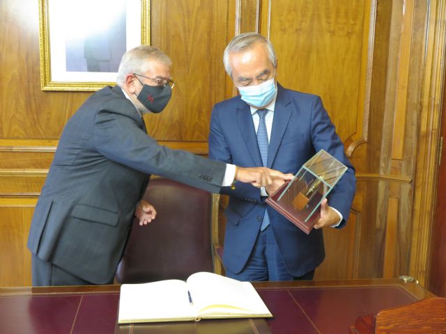 El presidente de la Asamblea Regional recibe al embajador de Japón - 3, Foto 3