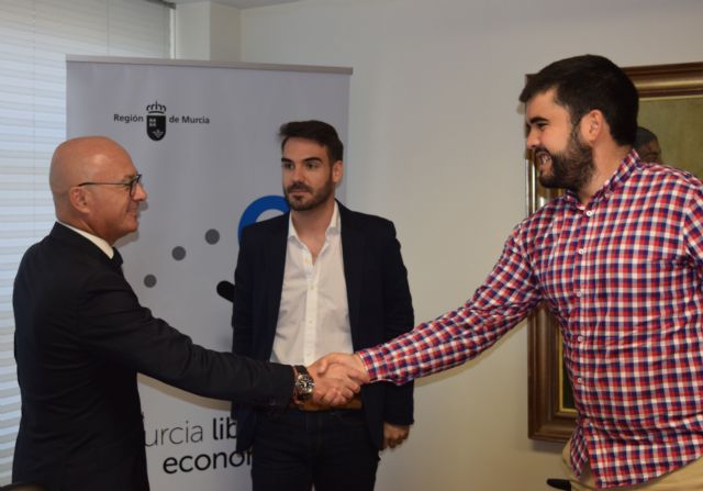 El consejero de Empleo, Universidades y Empresa se reúne con los presidentes de los consejos de estudiantes de las universidades públicas - 1, Foto 1