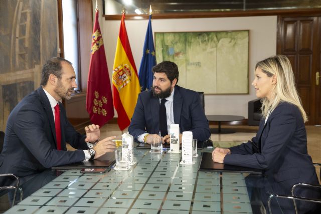 López Miras y Bauzá coinciden en la importancia de elevar a la Comisión Europea la solicitud de ayudas para el Mar Menor - 1, Foto 1