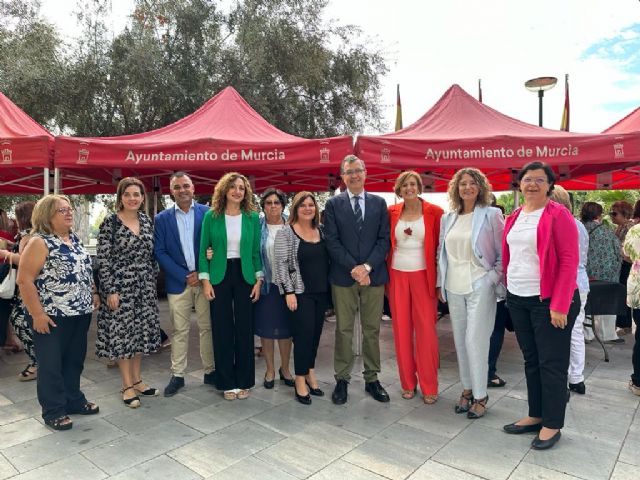 Murcia pone en valor el papel de la mujer en la celebración del Día Internacional de las Mujeres Rurales - 2, Foto 2