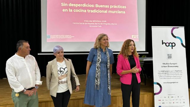 Los vecinos del Barrio del Progreso participan en un taller de buenas prácticas en la cocina tradicional murciana - 2, Foto 2