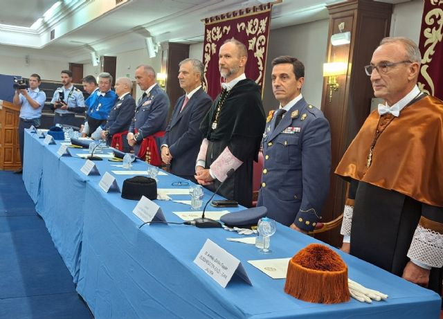 La Región amplía su oferta en formación universitaria especializada en defensa y tecnología La Región amplía su oferta en formación universitaria especializada en defensa y tecnología