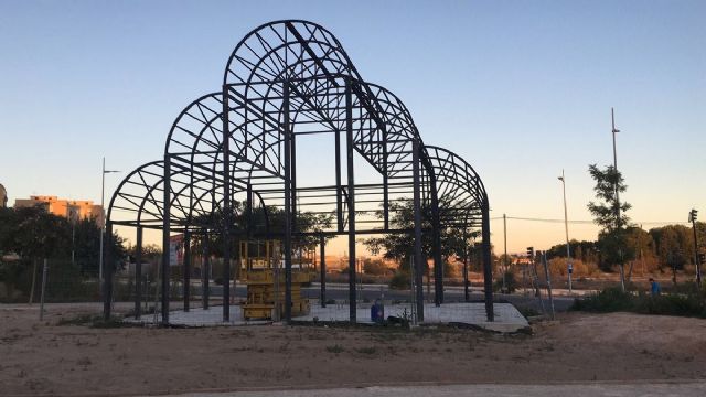 El Ayuntamiento instala junto al Palacio de los Deportes un antiguo quiosco del puerto - 1, Foto 1