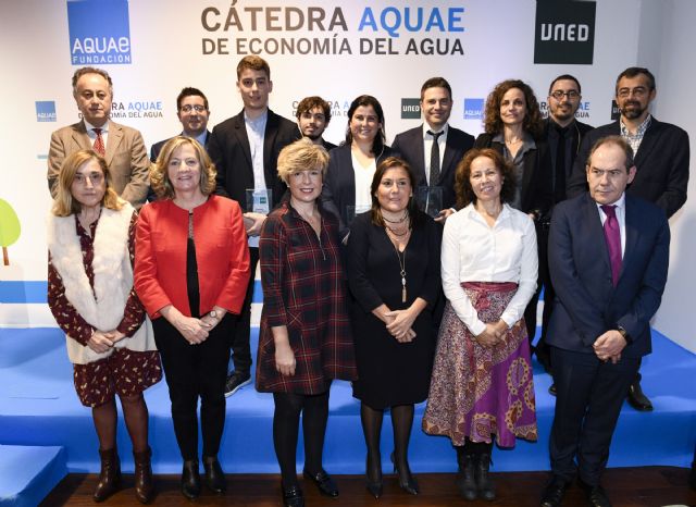 Un estudiante de la Universidad de Murcia entre los ganadores de los Premios Cátedra Aquae de Economía del Agua - 1, Foto 1