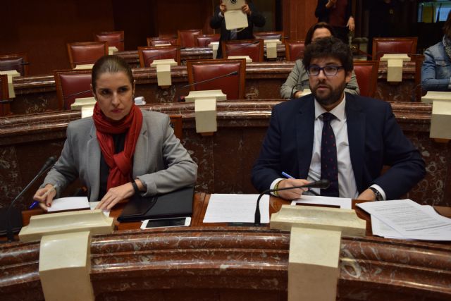 Fernando López Miras: Los presupuestos de Hacienda ratifican la bajada de impuestos y recuperan derechos sociales de los empleados públicos - 1, Foto 1