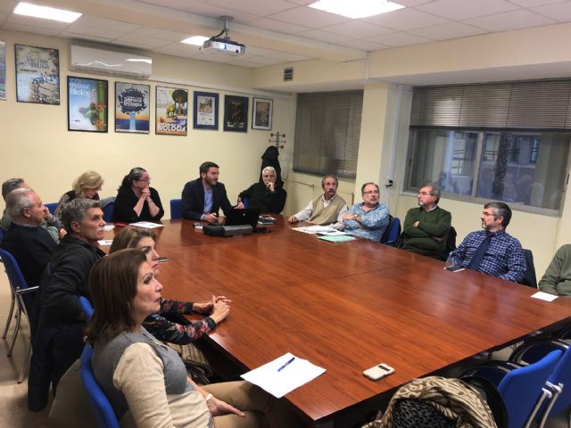 Reunión con la Academia de Ciencias de la Región de Murcia para evaluar el borrador del Real Decreto Ley de protección integral del Mar Menor - 1, Foto 1