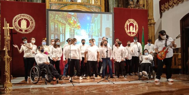 El XXIII Concurso de Villancicos de la UCAM ilumina el Campus de espíritu navideño - 1, Foto 1