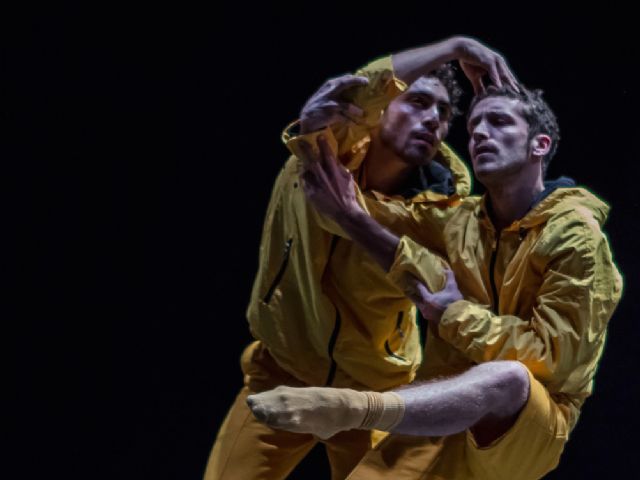 Los bailarines de la Compañía Nacional de Danza Antonio de Rosa y Mattia Russo imparten un taller en el Centro Párraga - 1, Foto 1