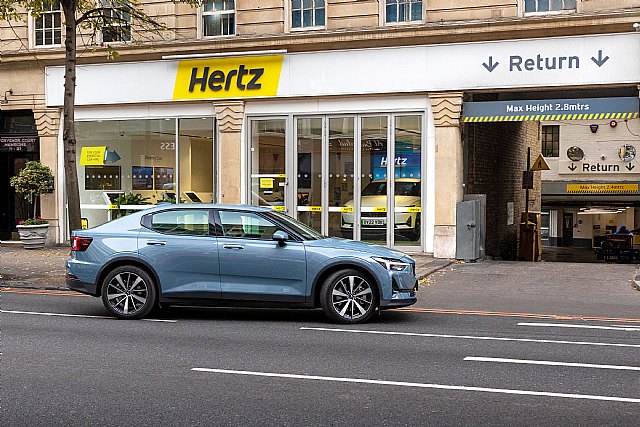 Hertz y Uber amplían su alianza para llevar hasta 25.000 vehículos eléctricos a las capitales europeas - 1, Foto 1