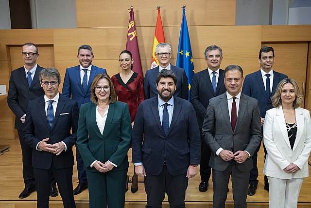 López Miras subraya que es el momento de redoblar esfuerzos y aportar nuevas soluciones en un año trascendental - 1, Foto 1