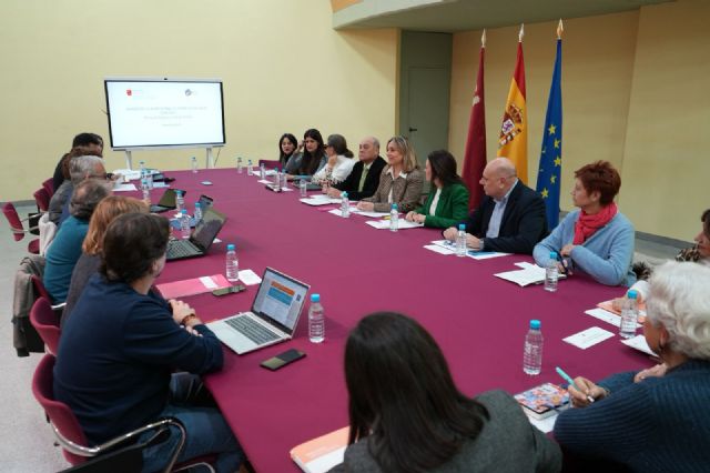 La Comunidad concluye el Plan regional de Servicios Sociales con las aportaciones de las entidades del Tercer Sector - 1, Foto 1