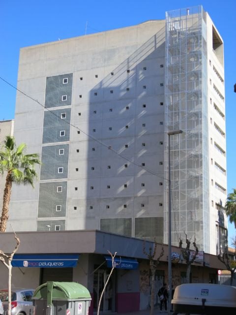 El edificio de la Consejería de Educación y Universidades dispone de nuevas escaleras de evacuación - 1, Foto 1