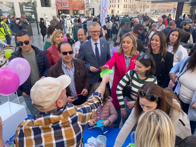 Acto por el Día Internacional del Cáncer Infantil organizado por Afacmur - 1, Foto 1