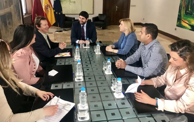 Fernando López Miras se reúne con representantes de la Fundación Secretariado Gitano - 2, Foto 2