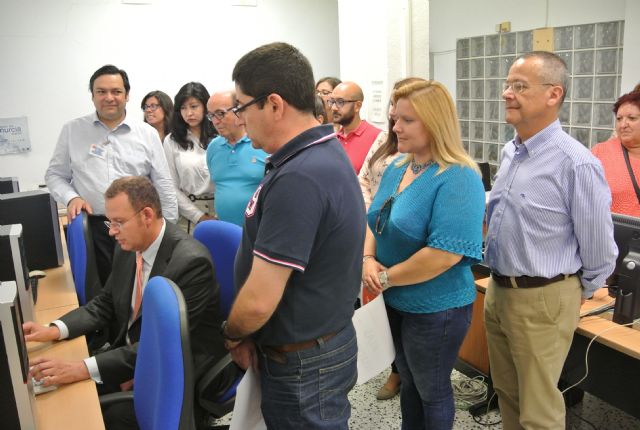 El Ayuntamiento lanza el nuevo servicio de dinamización de sus 58 aulas de libre acceso a Internet en el DíaTIC - 1, Foto 1