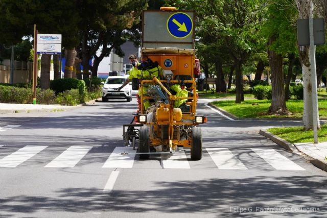 Vía pública inicia la segunda fase de mejora de la señalización horizontal - 1, Foto 1