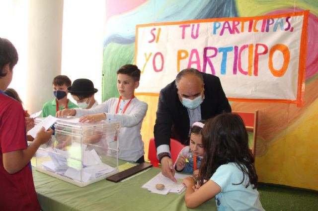 El IES San Isidoro y los colegios Alumbres, José María Lapuerta, Atalaya y Antonio Oliver votan sus Presupuestos Participativos - 2, Foto 2