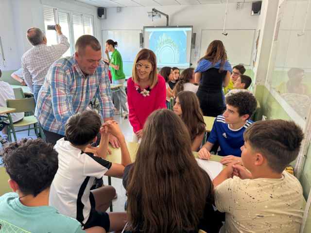 Lorca celebra el Día Mundial del Reciclaje con una campaña de sensibilización ambiental en los centros educativos - 3, Foto 3