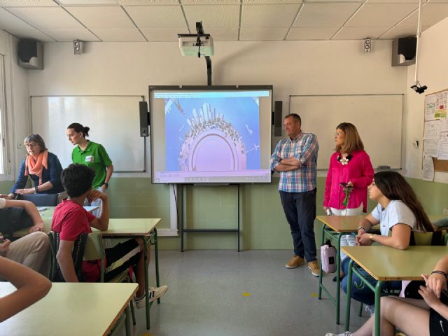 Lorca celebra el Día Mundial del Reciclaje con una campaña de sensibilización ambiental en los centros educativos - 5, Foto 5