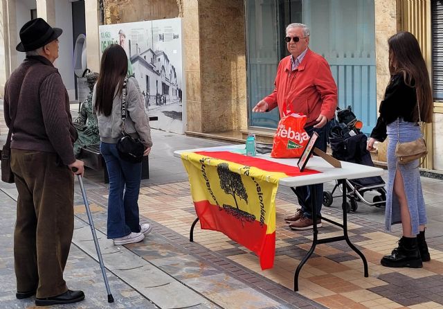 Los pensionistas gozarán de ventajas para comprar en los supermercados de El Corte Inglés - 2, Foto 2