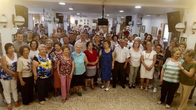 Los 17 centros de mayores ofrecen actividades para fomentar el envejecimiento activo - 2, Foto 2