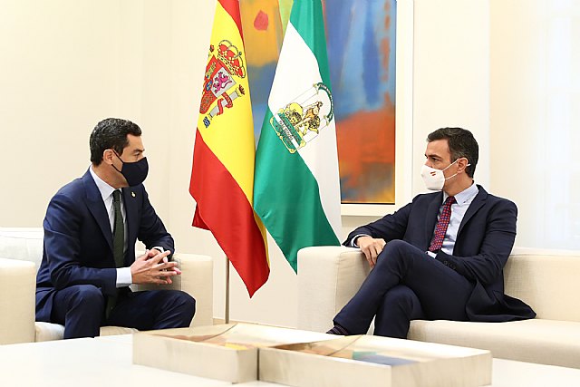 El presidente del Gobierno recibe a Juan Manuel Moreno Bonilla, presidente de la Junta de Andalucía - 2, Foto 2