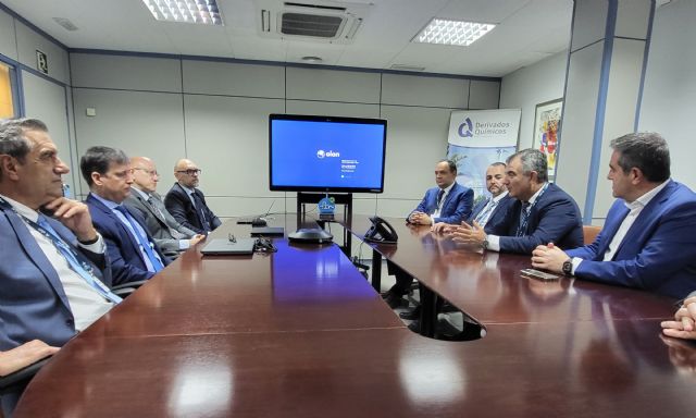 El Gobierno regional y la UMU avanzan en la investigación con empresas químicas para aportar soluciones a la industria farmacéutica - 2, Foto 2