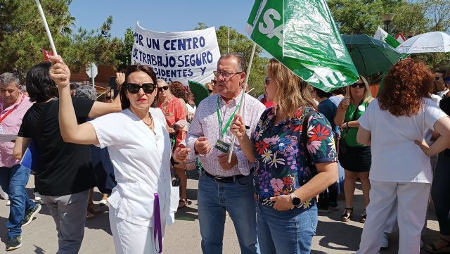 SATSE Murcia se concentra contra las agresiones en el CPD ´López Ambit´ - 5, Foto 5