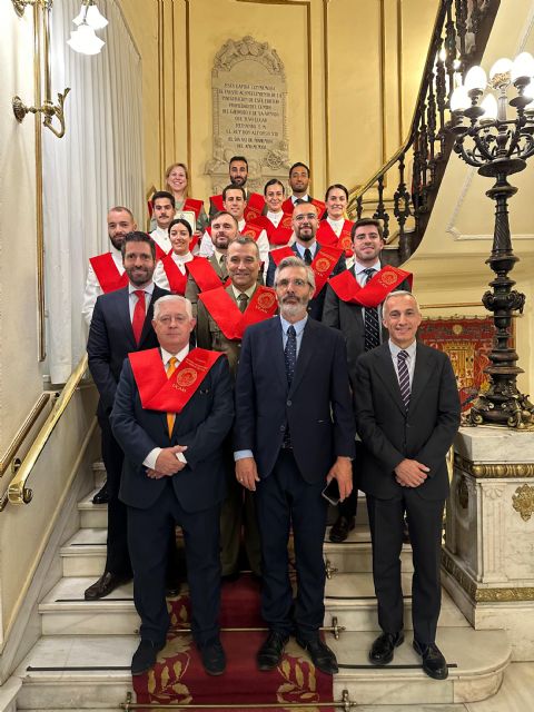 Se gradúa la VIII promoción del Máster Universitario de la UCAM en Derecho Militar - 1, Foto 1