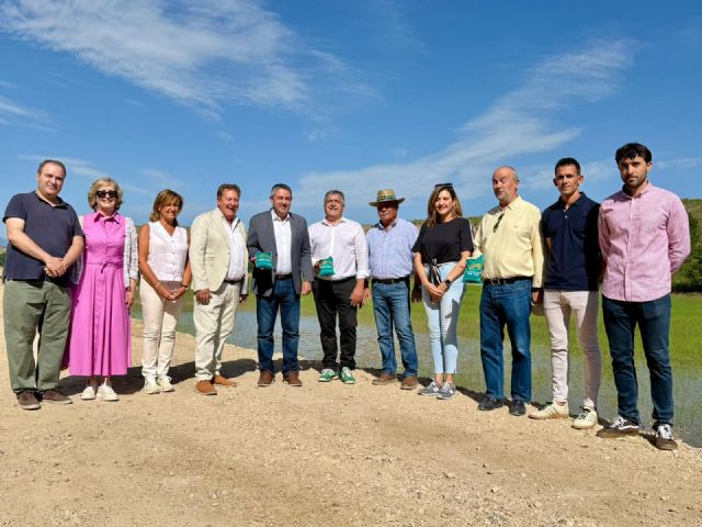El Gobierno regional reivindica el cultivo de la DOP Arroz de Calasparra, que esta campaña prevé alcanzar los tres millones de kilos El Gobierno regional reivindica el cultivo de la DOP Arroz de Calasparra, que esta campaña prevé alcanzar los tres millones de kilos