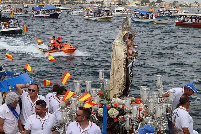 Miles de personas honran a la Virgen del Carmen por tierra y mar en San Pedro del Pinatar - 5, Foto 5